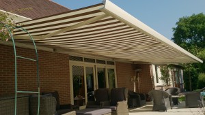 Van Deelen knikarmscherm Deventer - 10 meter breed (2)